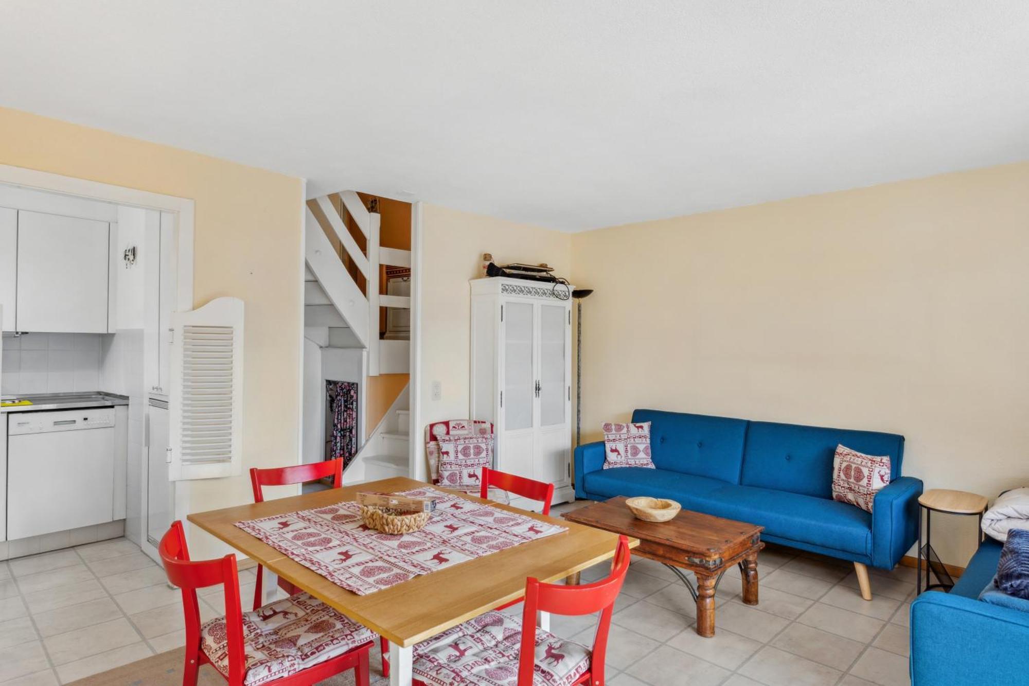 Triplex In Villars Centre With Parking Luaran gambar